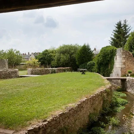 Des Grands Moulins De Vendégház